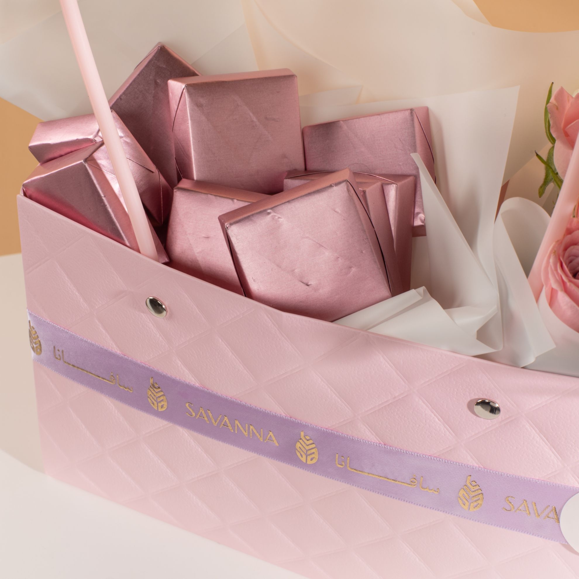 Picture of Savanna Mom Flowers Bag |Chocolate