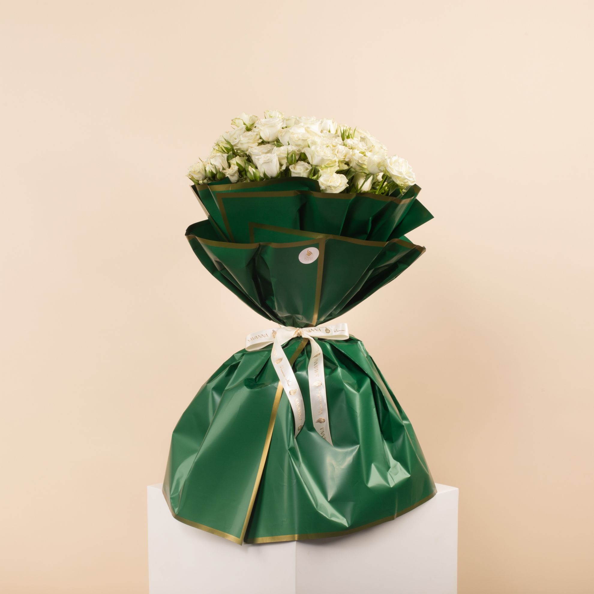 Picture of Baby Rose White Flowers / Hand Bouquet