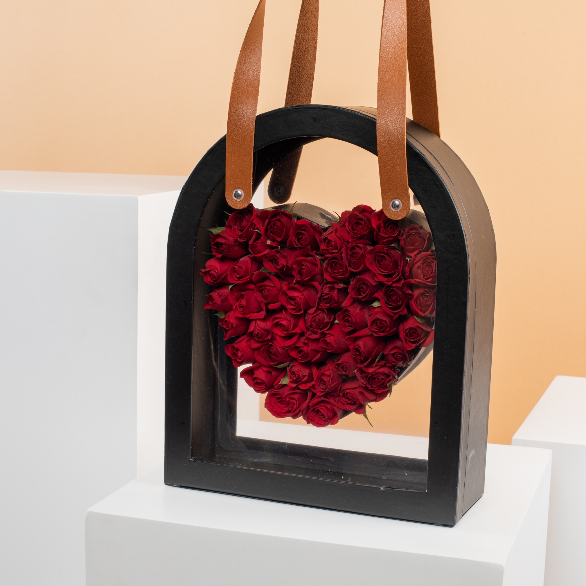 Picture of Black Heart Bag |Baby Red Rose