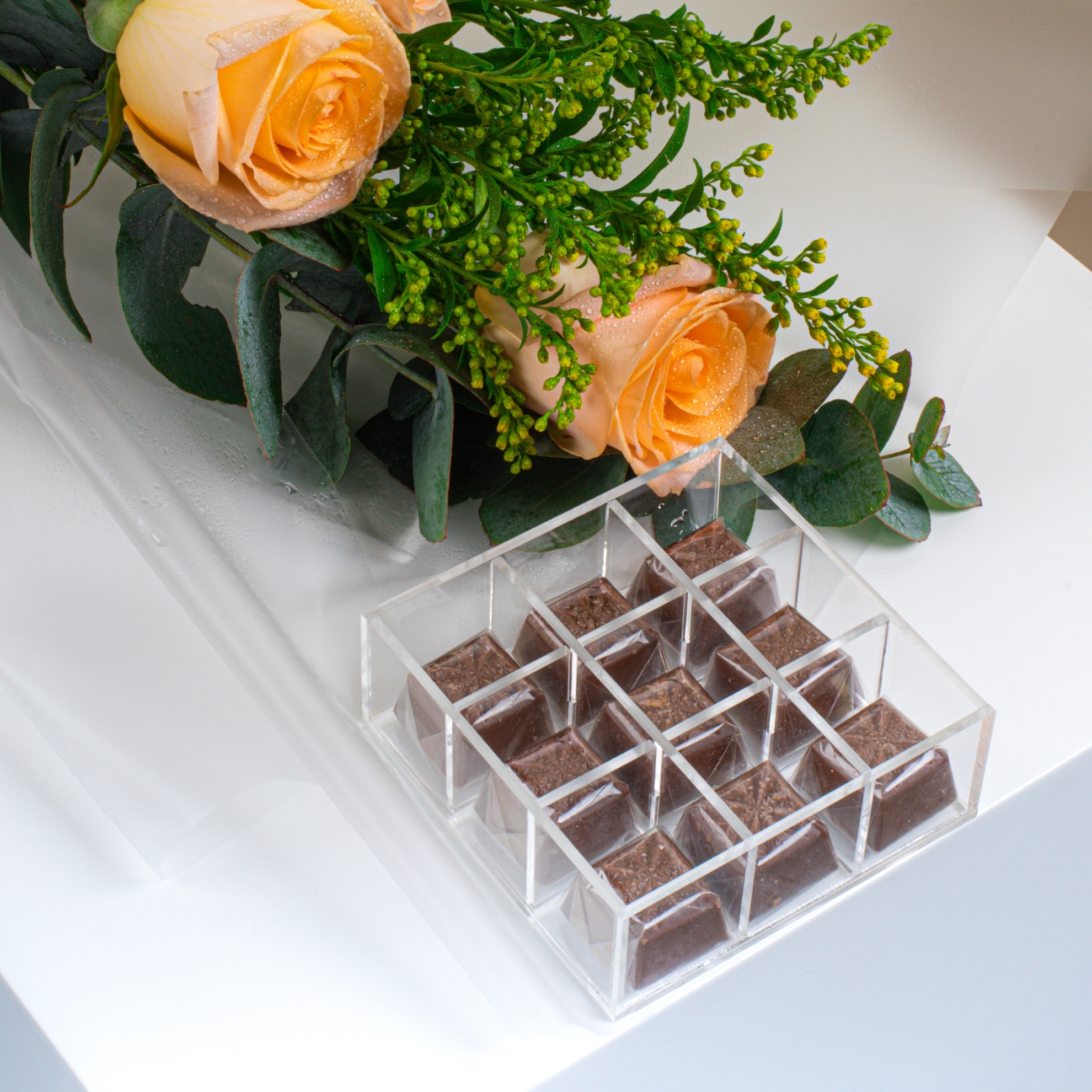 Picture of Peach Bouquet | chocolate 9Pcs