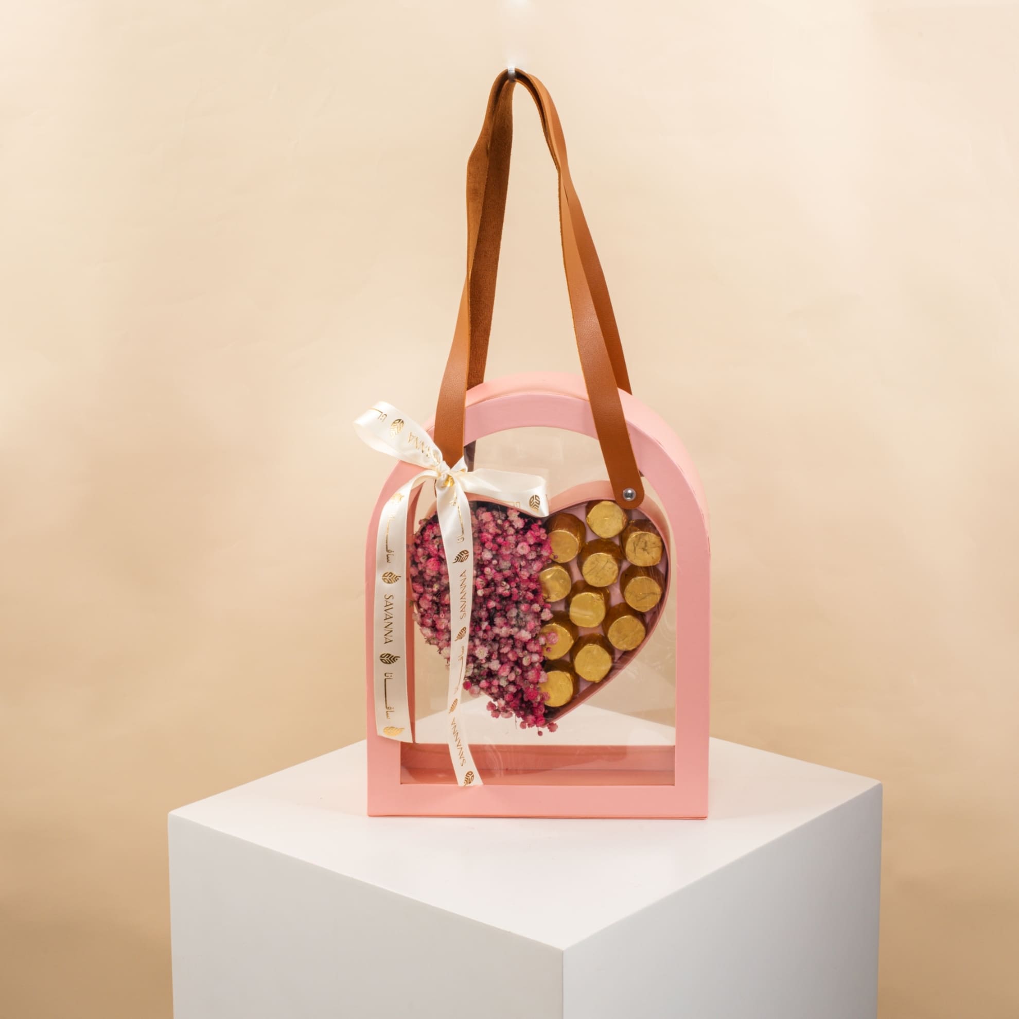 Picture of Pink Flowers Bag | Chocolate 11Pcs
